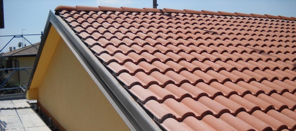 Coperture tetti in tegola, tegole canadesi, coppi